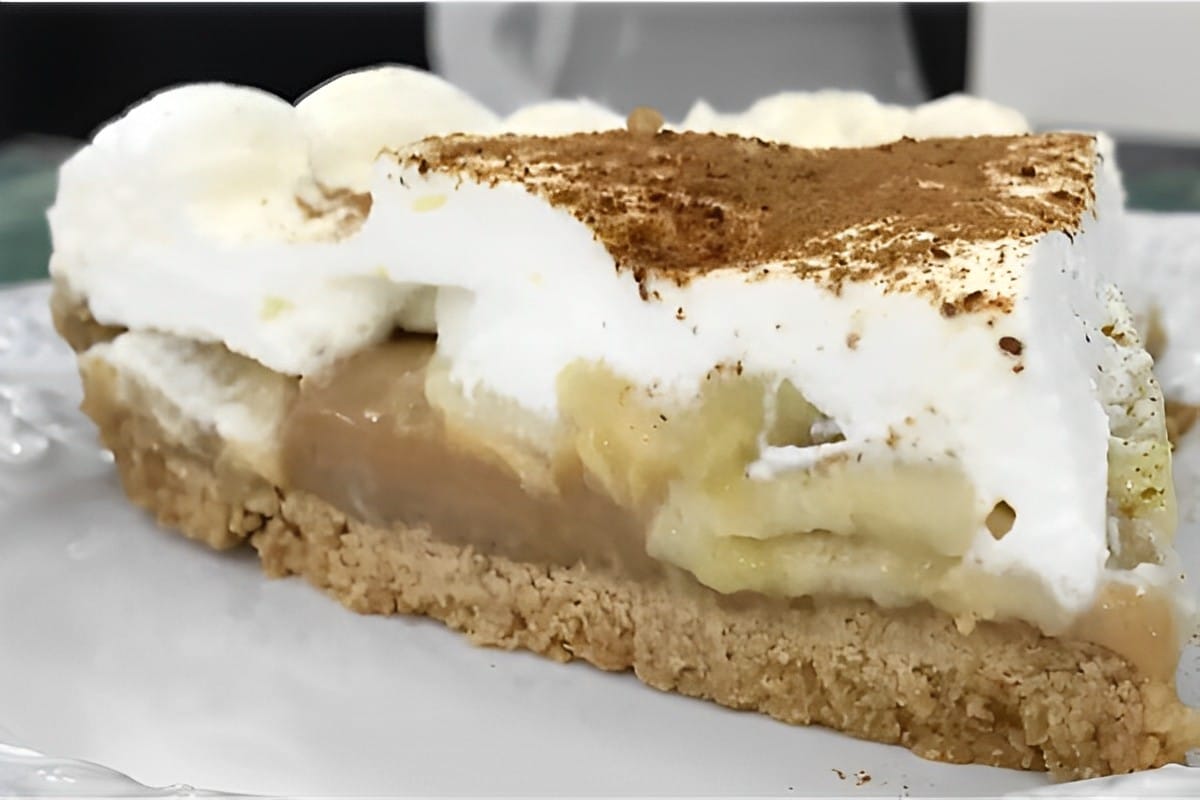 Banoffee pie ou torta banoffe uma torta de banana que é um sucesso e muito gostosa