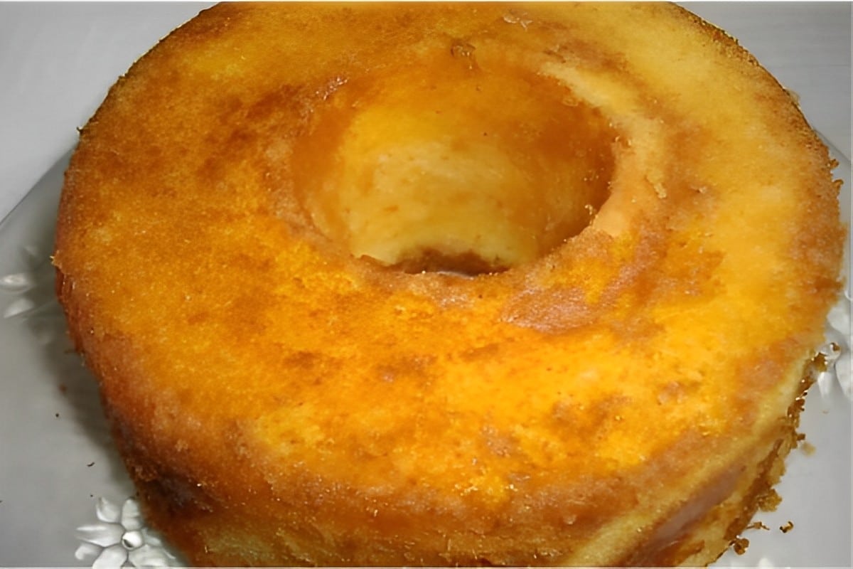 Bolo de fubá com laranja e queijo fica igual o feito pela vovó uma delícia