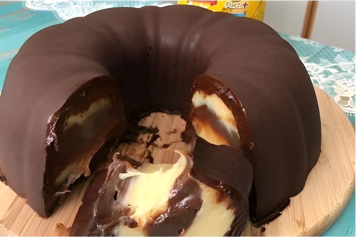 Bombom gigante de Leite Ninho fica com uma casquinha deliciosa e com recheio bem cremoso de Leite Ninho
