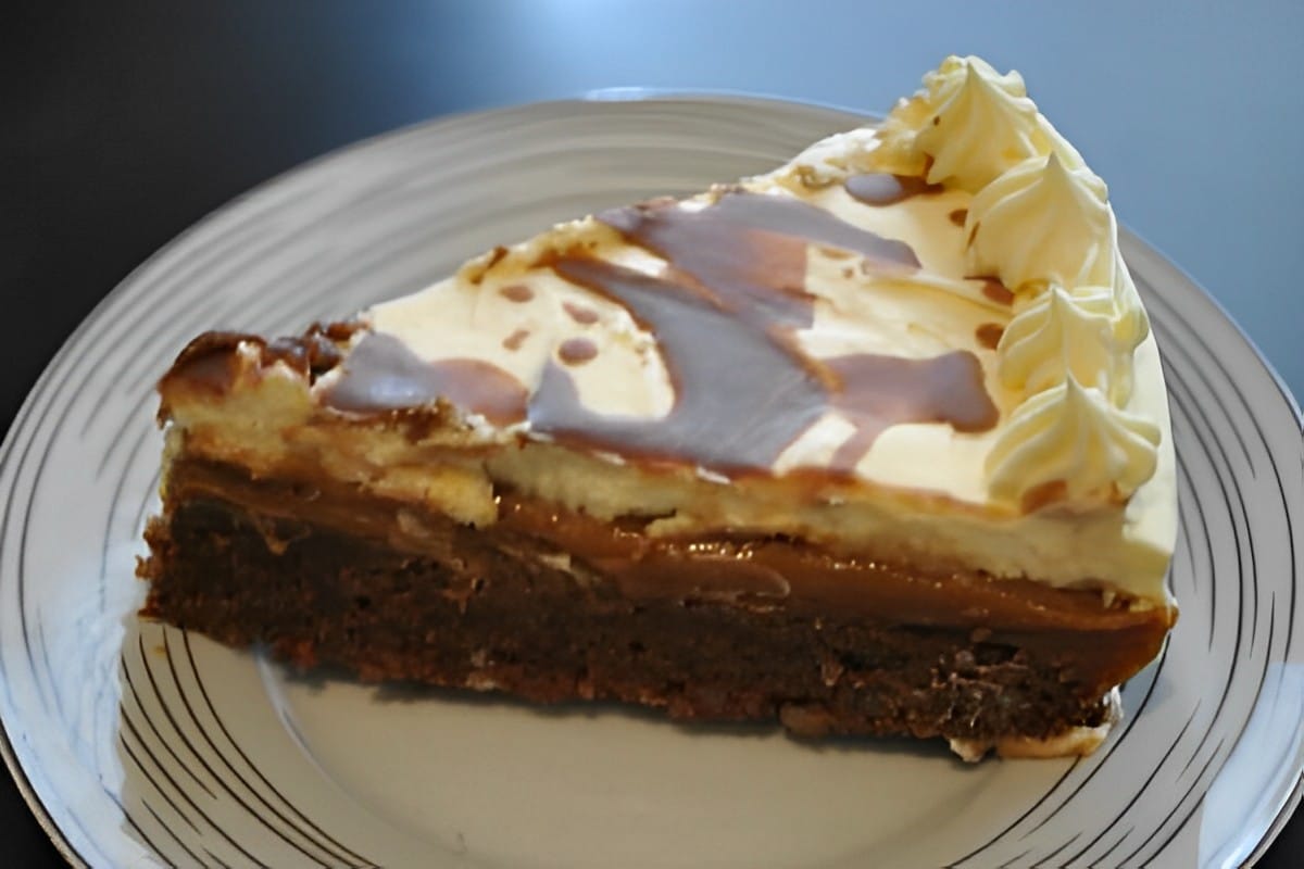 Torta de brownie com doce de leite uma versão requintada do brownie tradicional
