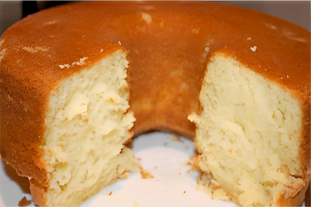 Bolo amanteigado da fazenda um bolo de manteiga delicioso que desmancha na boca