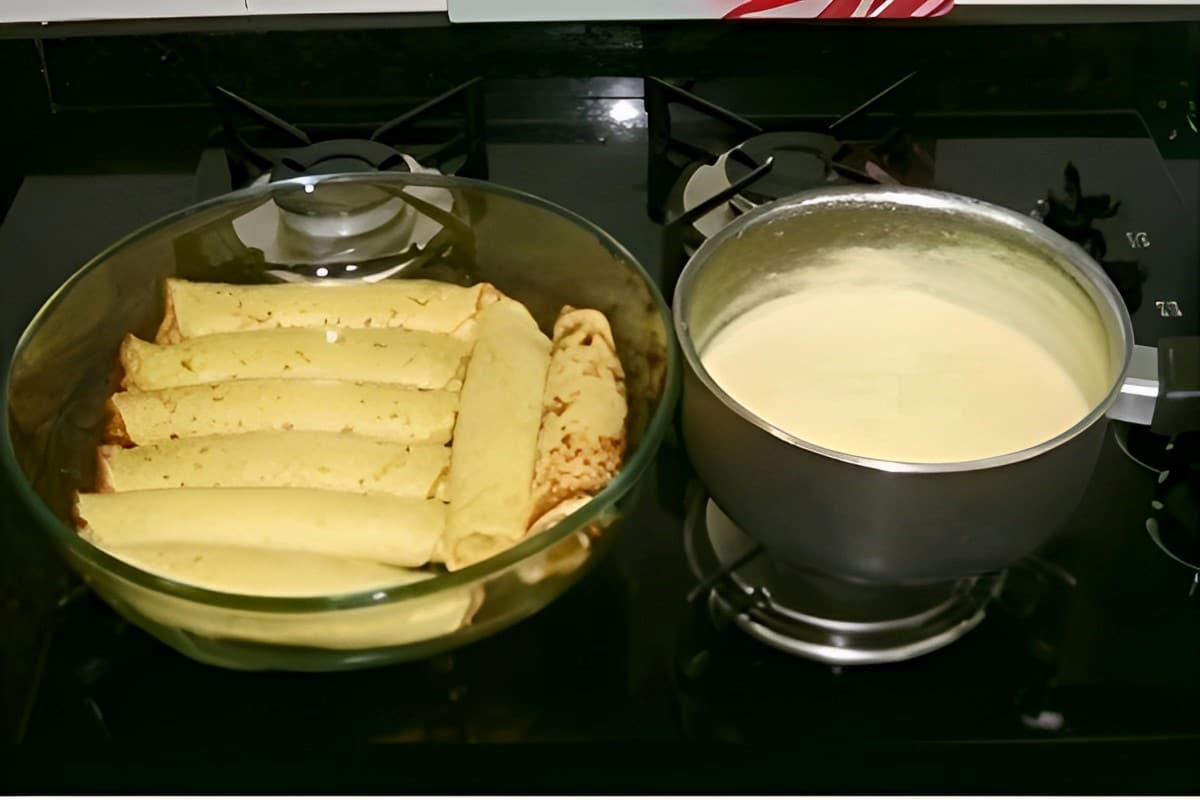 Panqueca de frango fácil com molho branco uma delícia para o almoço ou jantar