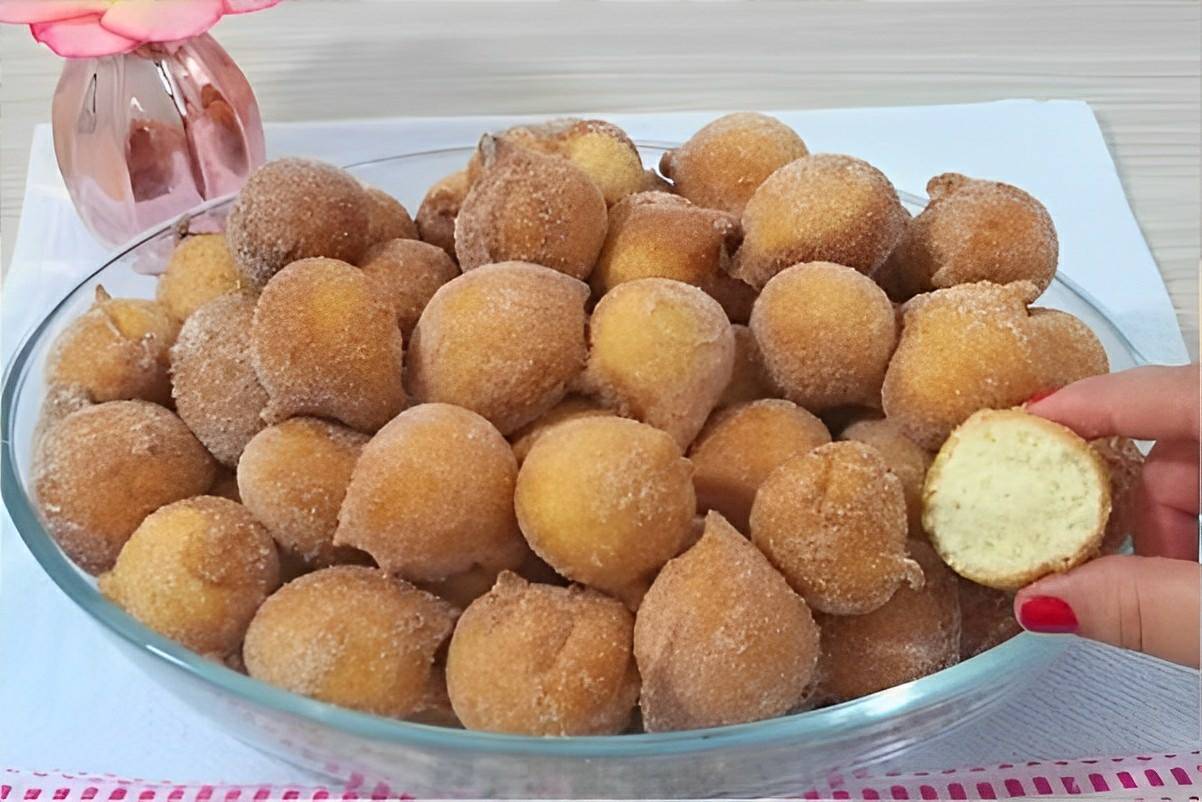 Bolinho de chuva fácil e prático receita que minha avó fazia pro lanche da tarde