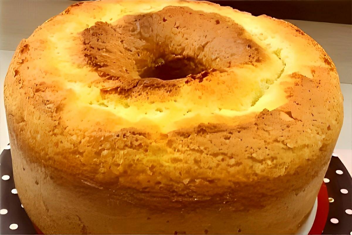 Bolo 5 copos um bolo simples feito com ingredientes que você tem no armário