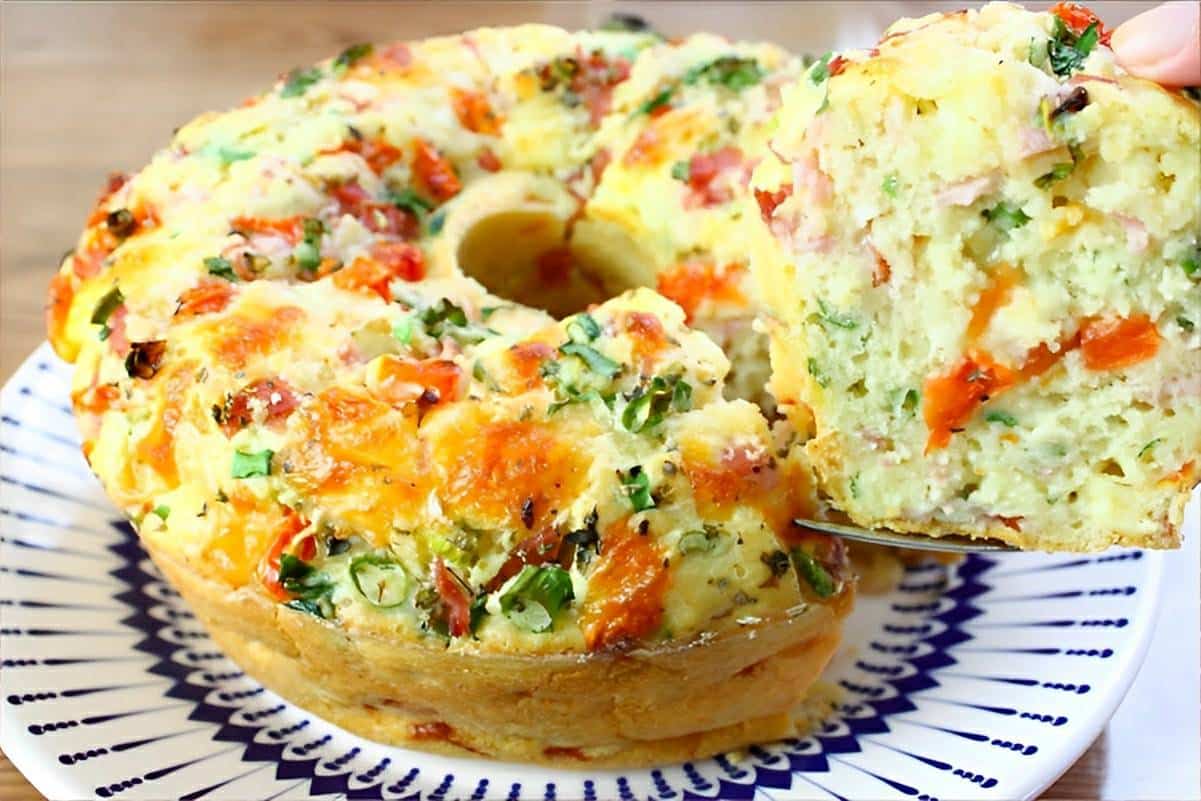 Bolo salgado com legumes perfeito para as crianças comerem legumes sem reclamar