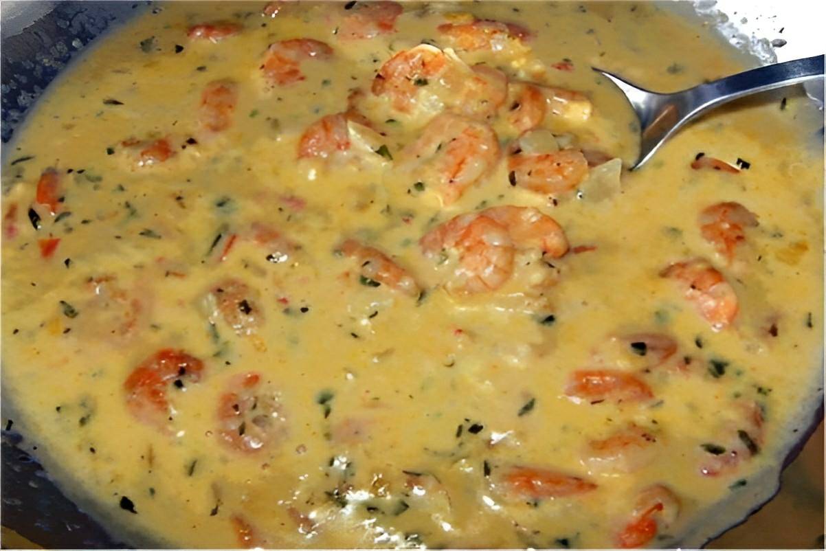 Estrogonofe de camarão prático e delicioso se você gosta de camarão vai amar essa receita
