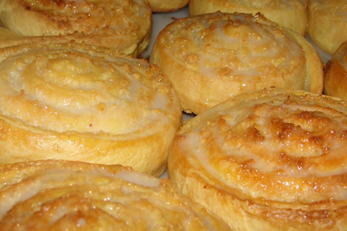 Fatias húngaras macias fofinhas e com uma cobertura deliciosa