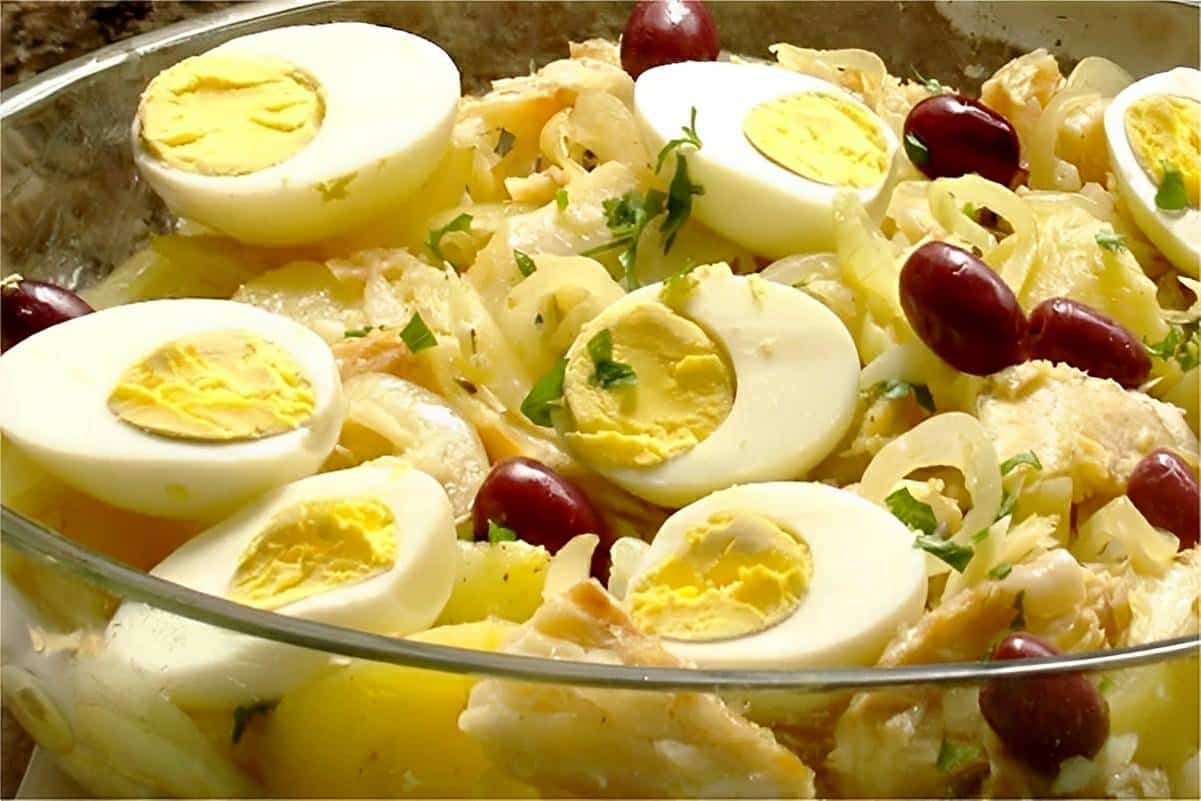 Bacalhau delicioso para a ceia de natal na minha casa não pode faltar já é tradição e faço todo ano