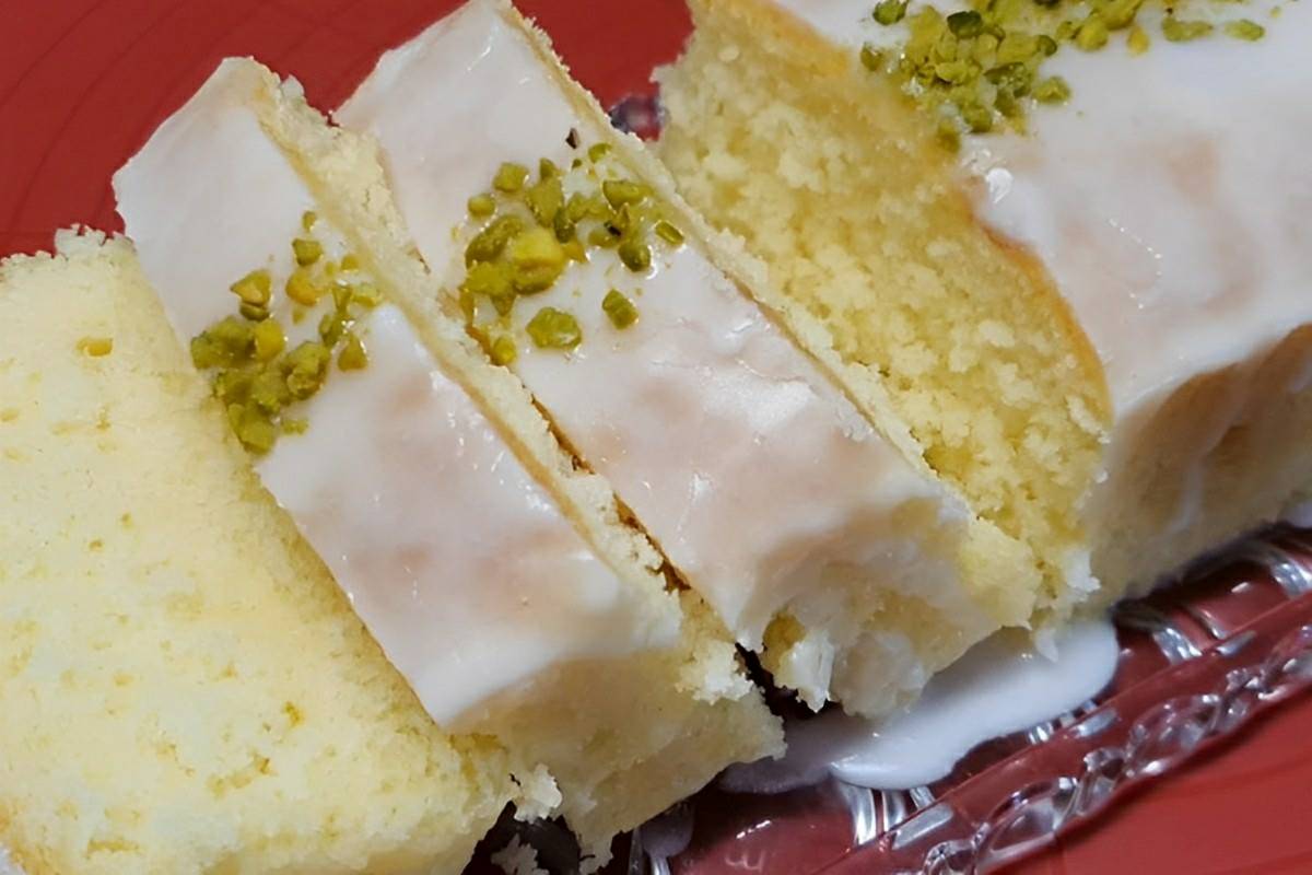 Bolo caseirinho de limão simples e prático pra fazer pra família ou pra vender