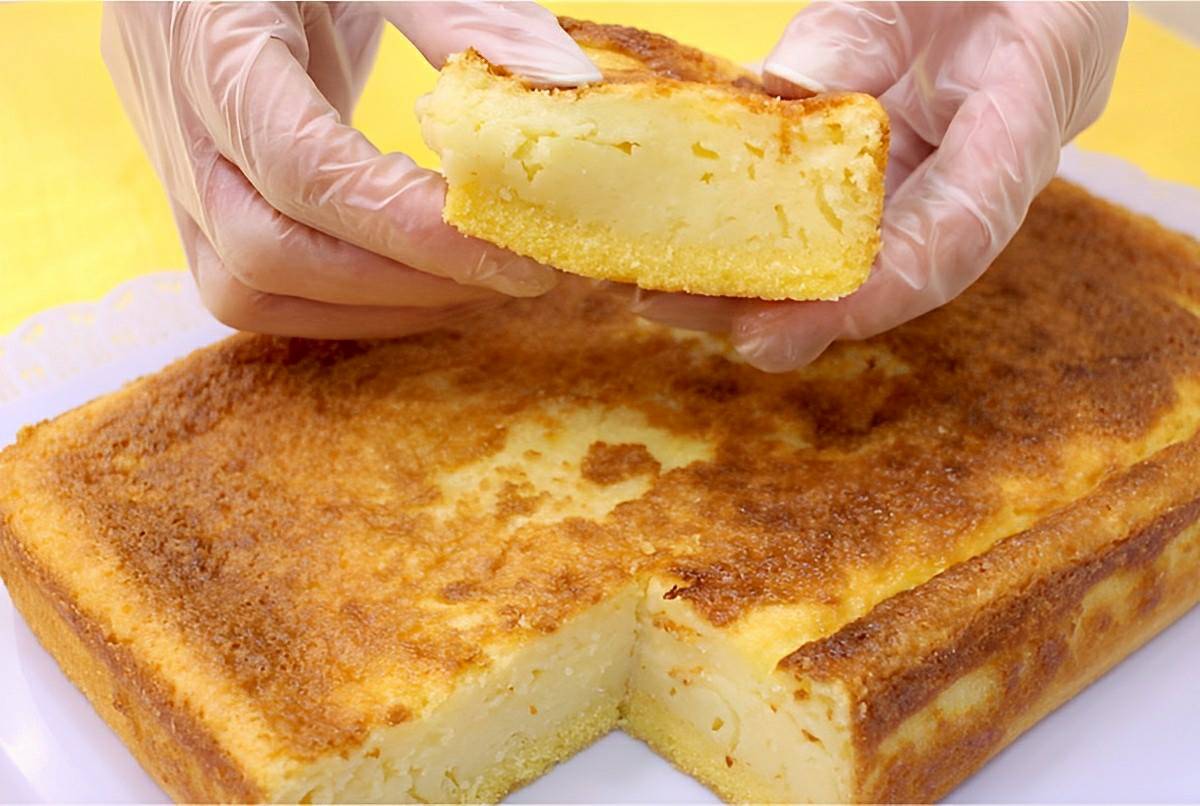 Bolo de fubá cremoso da fazenda uma delícia perfeita para seu café da manhã ou lanche
