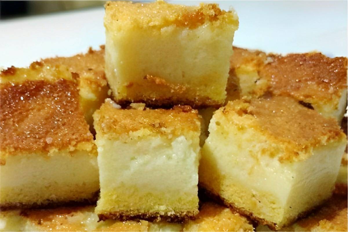 Bolo de fubá cremoso de liquidificador é só bater os ingredientes e levar para assar