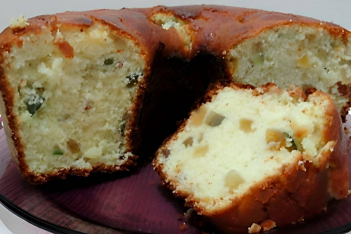 Bolo de natal amanteigado o bolo perfeito para servir na véspera de natal ou no dia 25