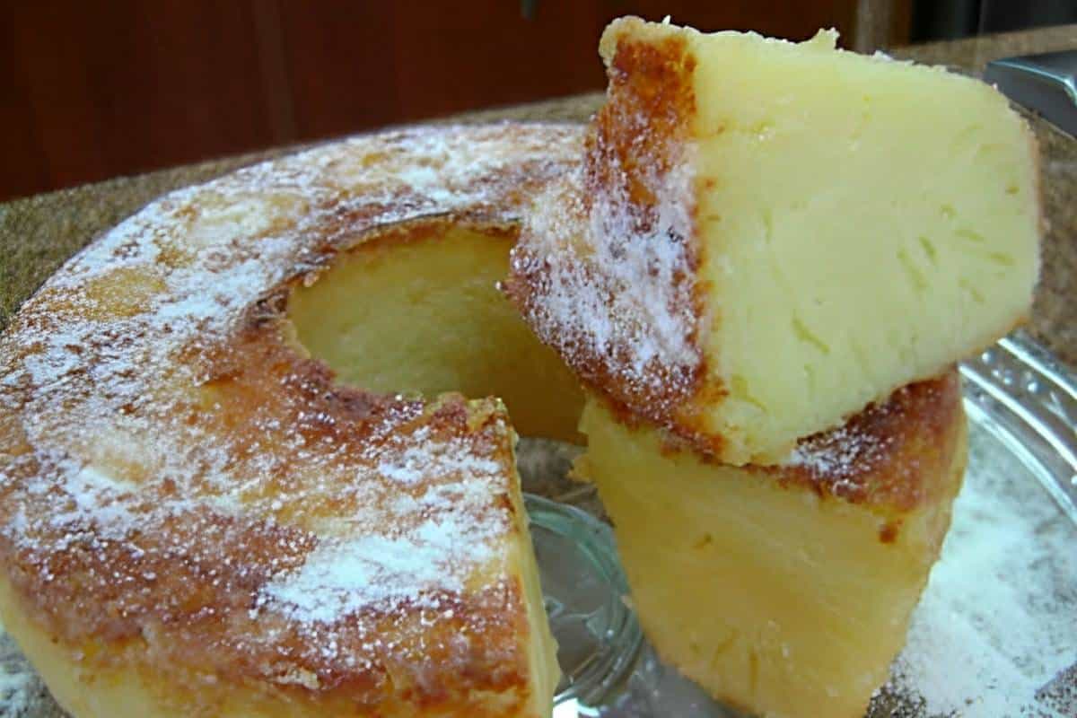 Bolo de queijo um bolo delicioso para o seu café da manhã ou lanche da tarde