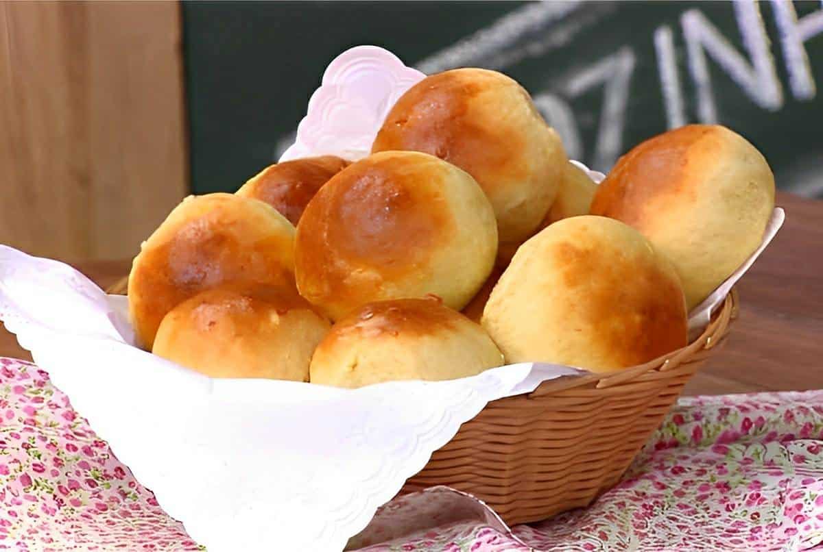 Pãozinho de batata doce simples e prático de preparar e fica uma delícia pro seu café ou lanche