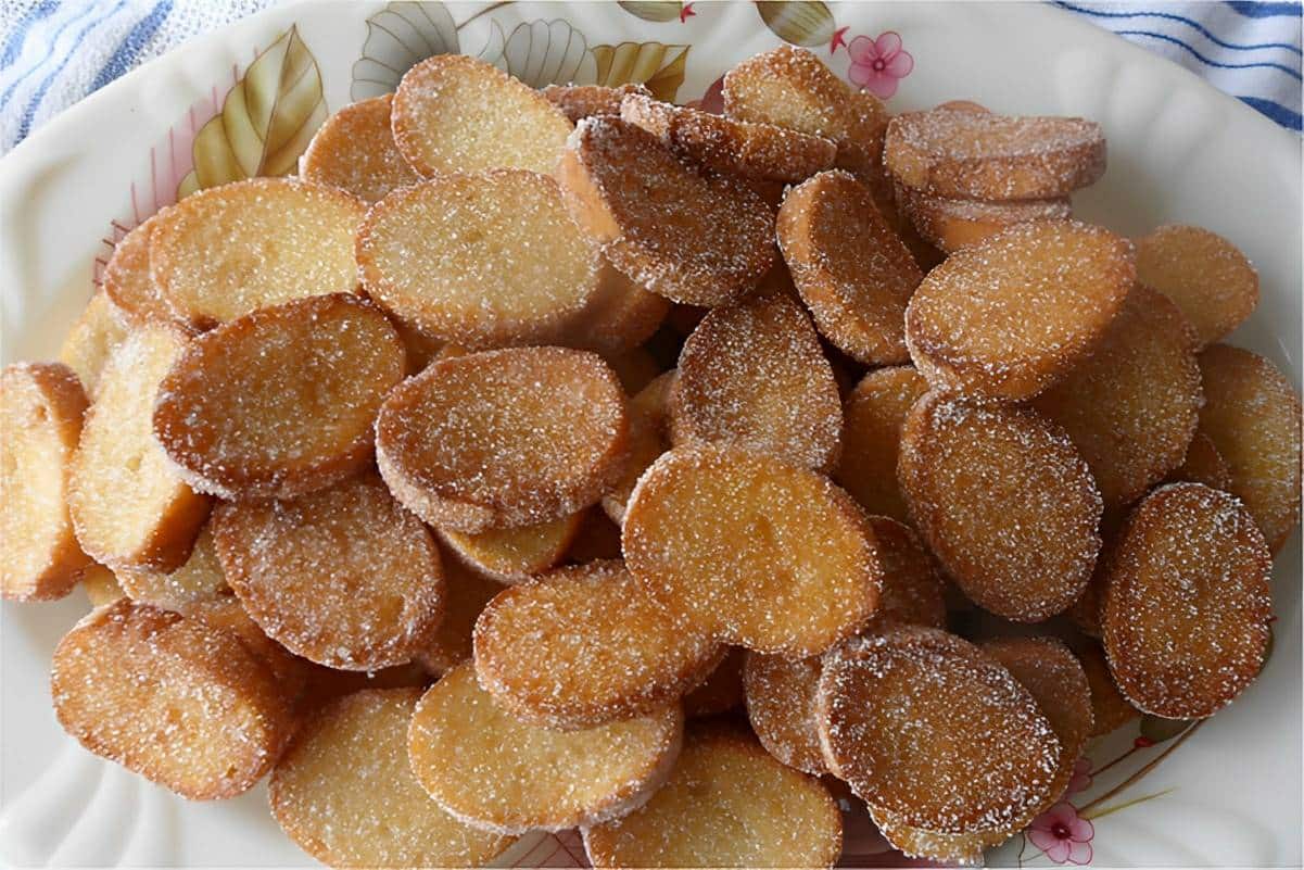 Rabanada simples feita com pão francês a rabanada perfeita para o seu natal