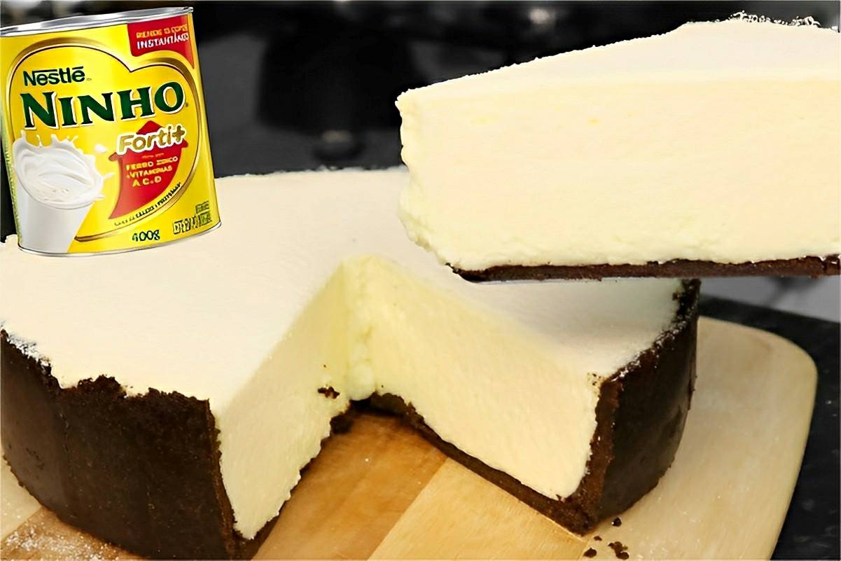 Torta de leite ninho com massa de chocolate uma sobremesa diferente e deliciosa para o Natal