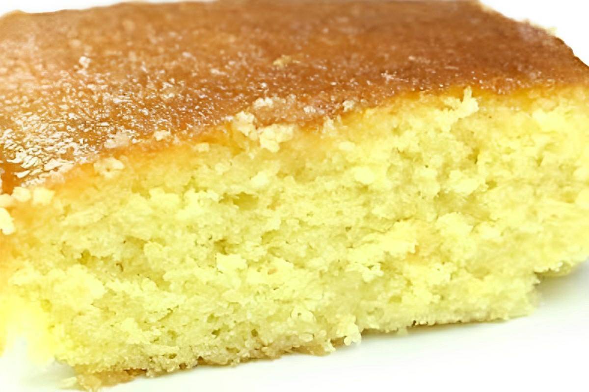 Bolo de laranja bem macio e fofinho com sabor delicioso perfeito pro café da manhã ou lanche