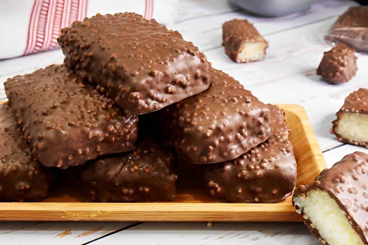 Cocada de Minas uma cocada deliciosa com chocolate fácil e prática de fazer uma delícia