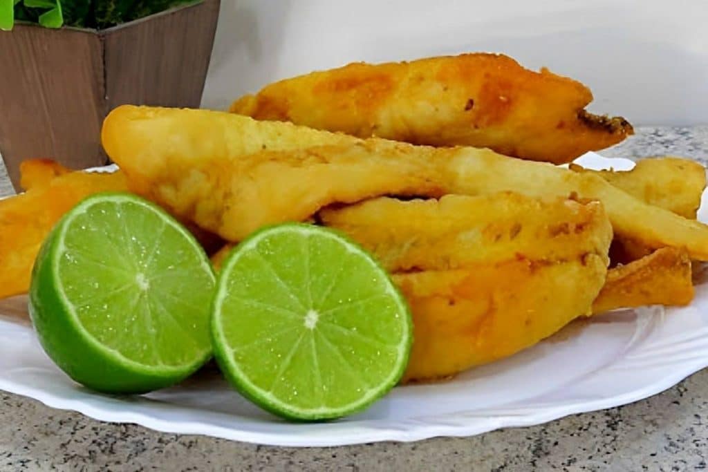 Merluza frita um peixe barato que fica uma delícia com esse tempero e modo de preparo