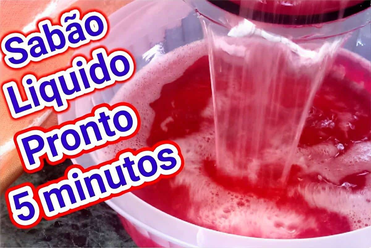 Sabão líquido caseiro feito com produtos que você tem no armário fica pronto em 5 minutos