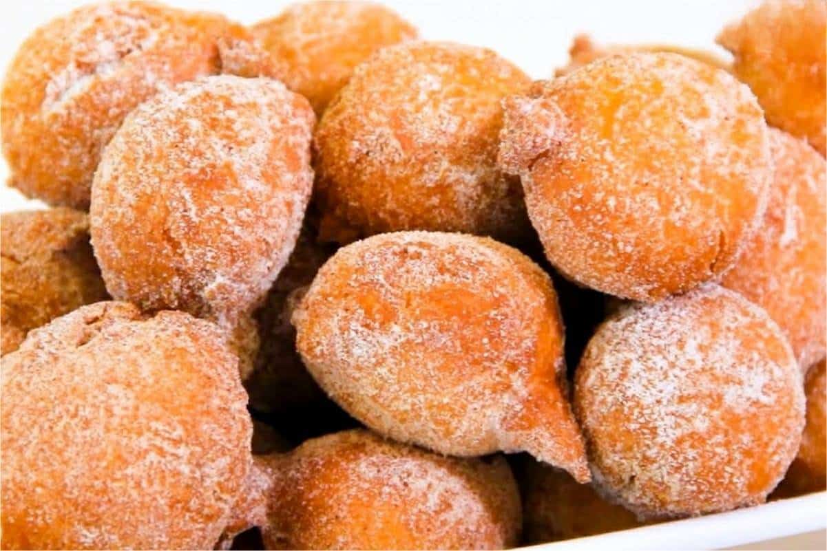 Bolinho de chuva da vovó uma receita deliciosa igual a que minha avó fazia quando eu era criança