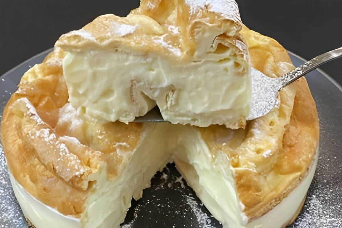 Bolo santa clara ou bolo polonês um bolo levíssimo com um creme que é uma delícia