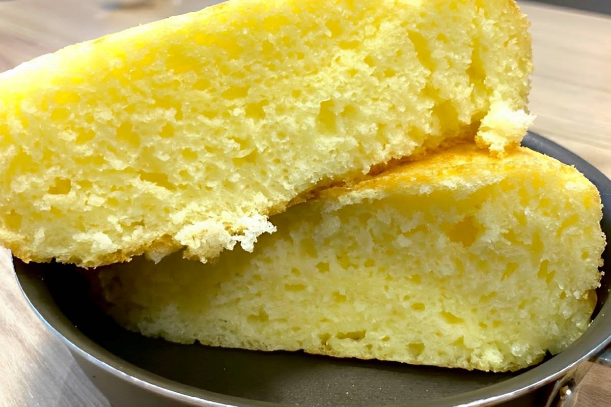 Faço o meu pão caseiro dentro de uma panela para o café da manhã e fica uma delícia