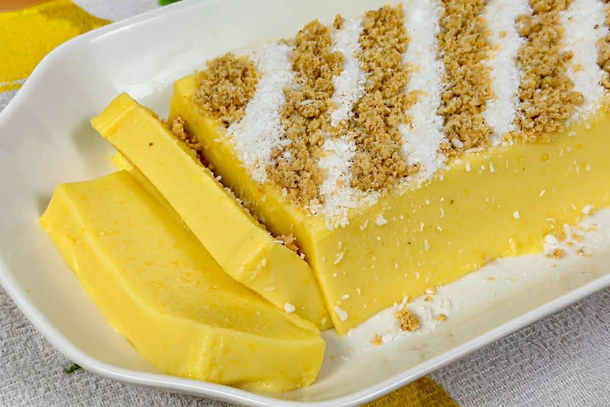 Sobremesa de milho com milho de latinha cremosa deliciosa e com sabor surpreendente