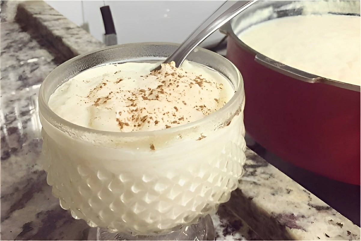 Arroz doce cremoso simples e fácil receita que minha avó fazia na roça e desmancha na boca