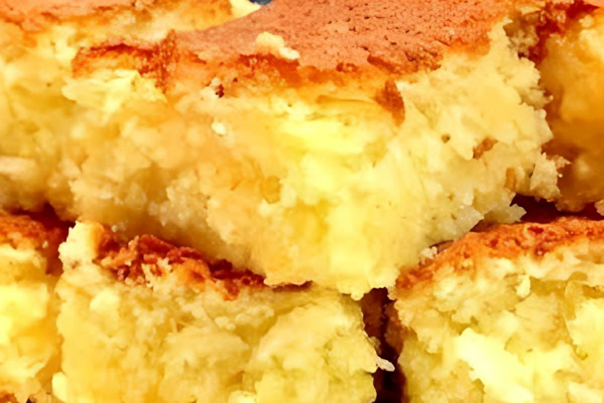 Bolo de macaxeira nordestino delicioso é só misturar os ingredientes e levar para assar