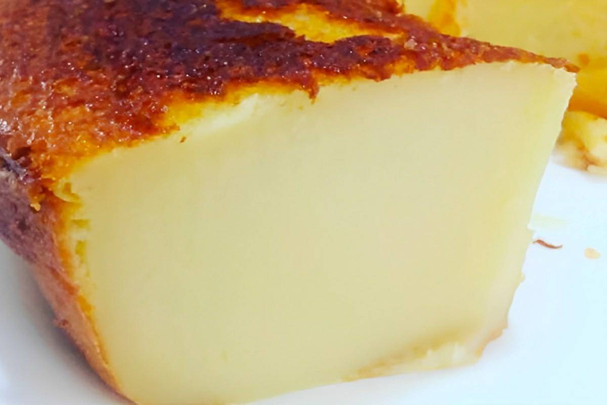 Bolo nordestino sem leite condensado é só misturar os ingredientes e levar para assar