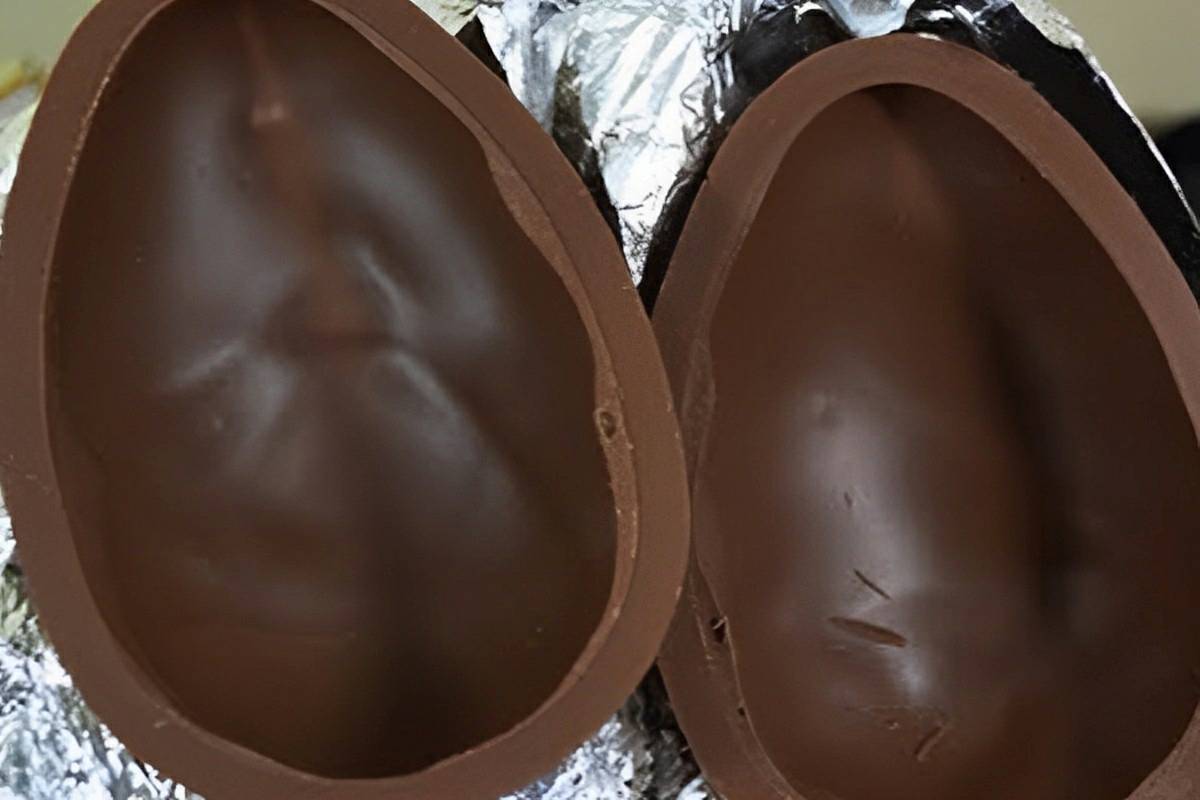 Ovo de Páscoa fácil não precisa de temperagem e fica perfeito para vender ou presentear