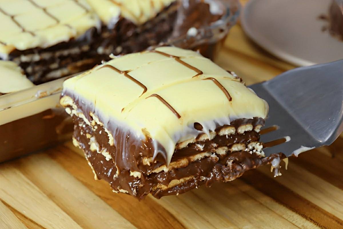 Pavê de chocolate com bolacha maisena perfeito para a Páscoa uma delícia