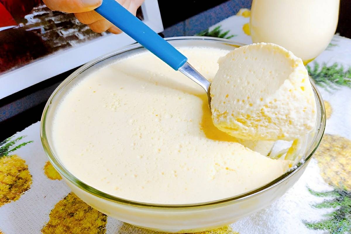 Sobremesa de abacaxi feita com 2 ingredientes simples econômica e fácil de fazer
