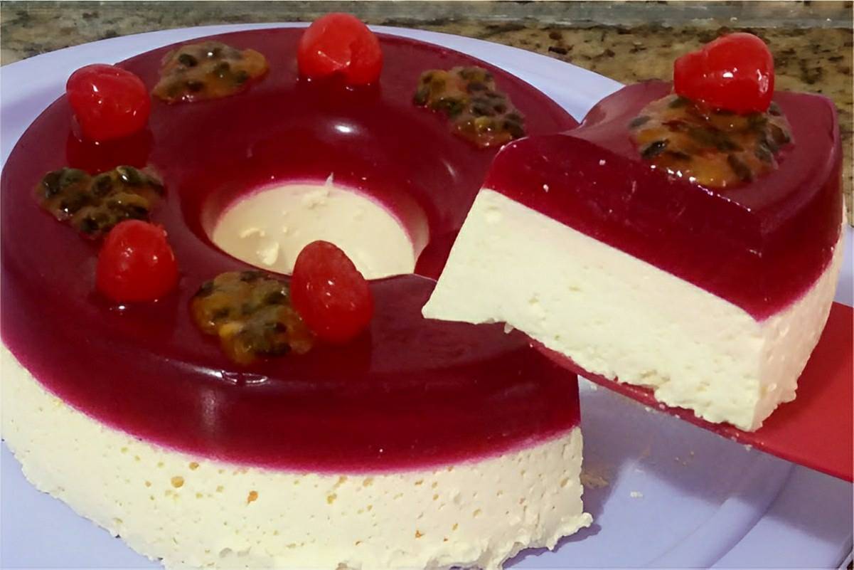 Bati esses 2 ingredientes e fiz uma deliciosa sobremesa gelada de 2 ingredientes simples e prática