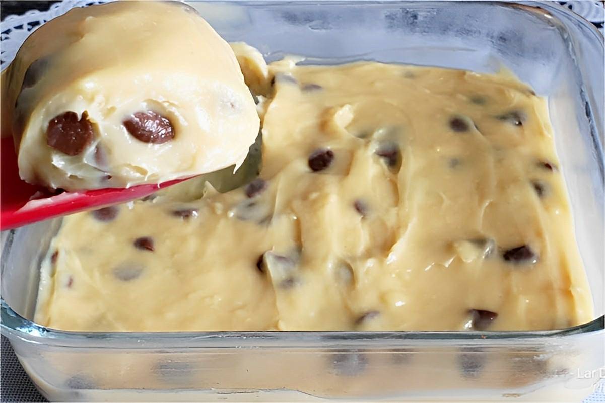 Sobremesa moça cremosa uma sobremesa fácil e deliciosa feita com apenas 2 ingredientes