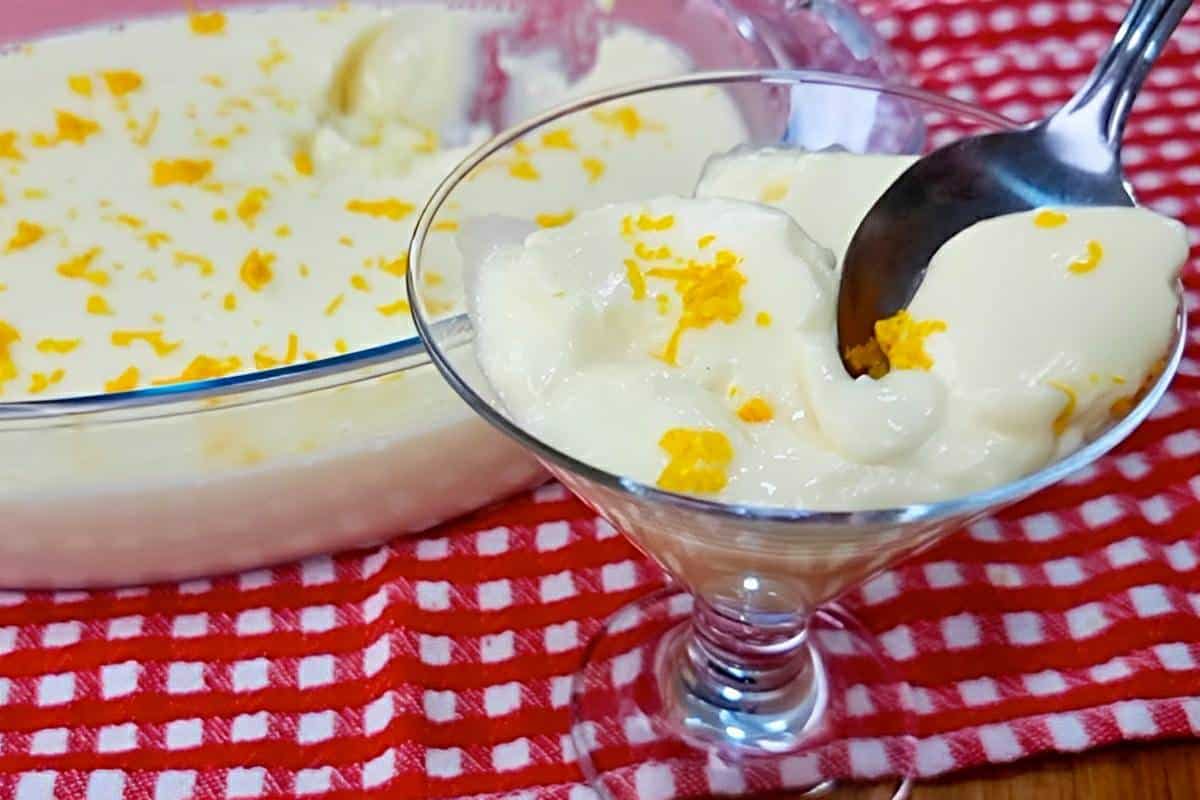 Sobremesa sem açúcar com apenas 3 ingredientes feita com suco de fruta natural uma delícia