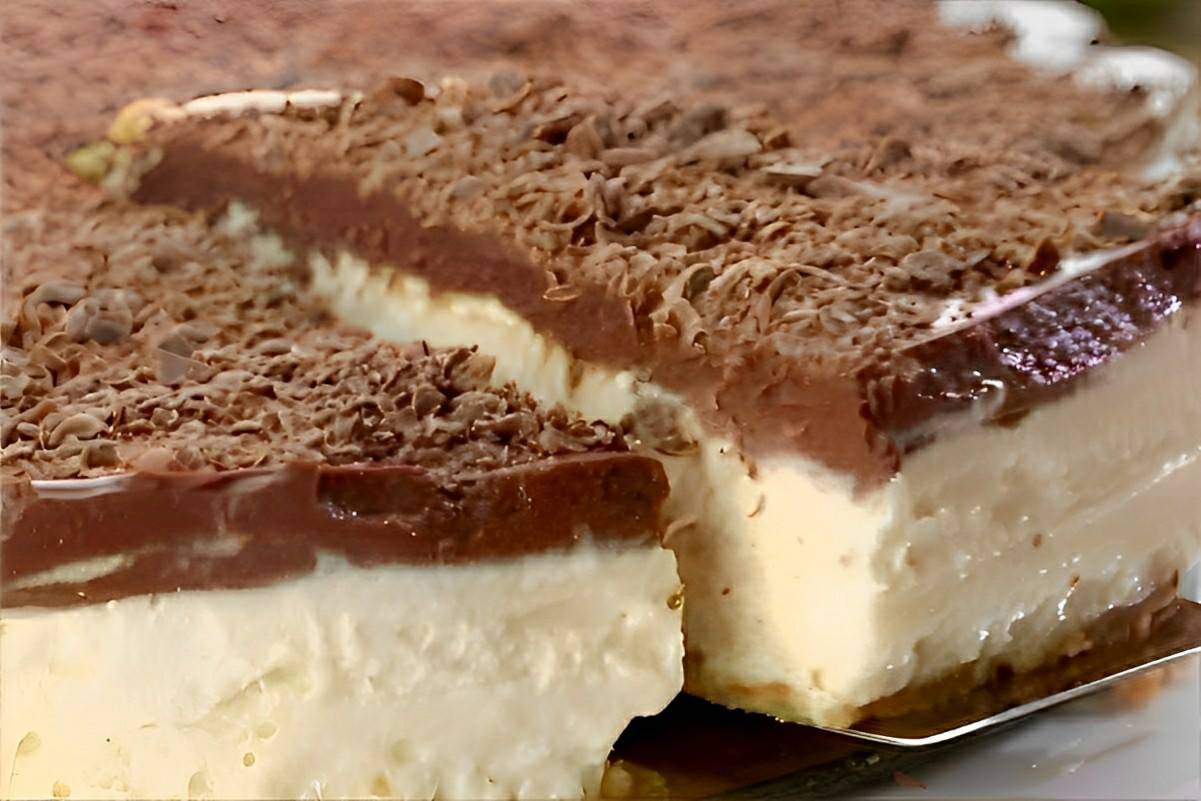 Torta de limão com chocolate uma sobremesa maravilhosa que fica pronta em minutos