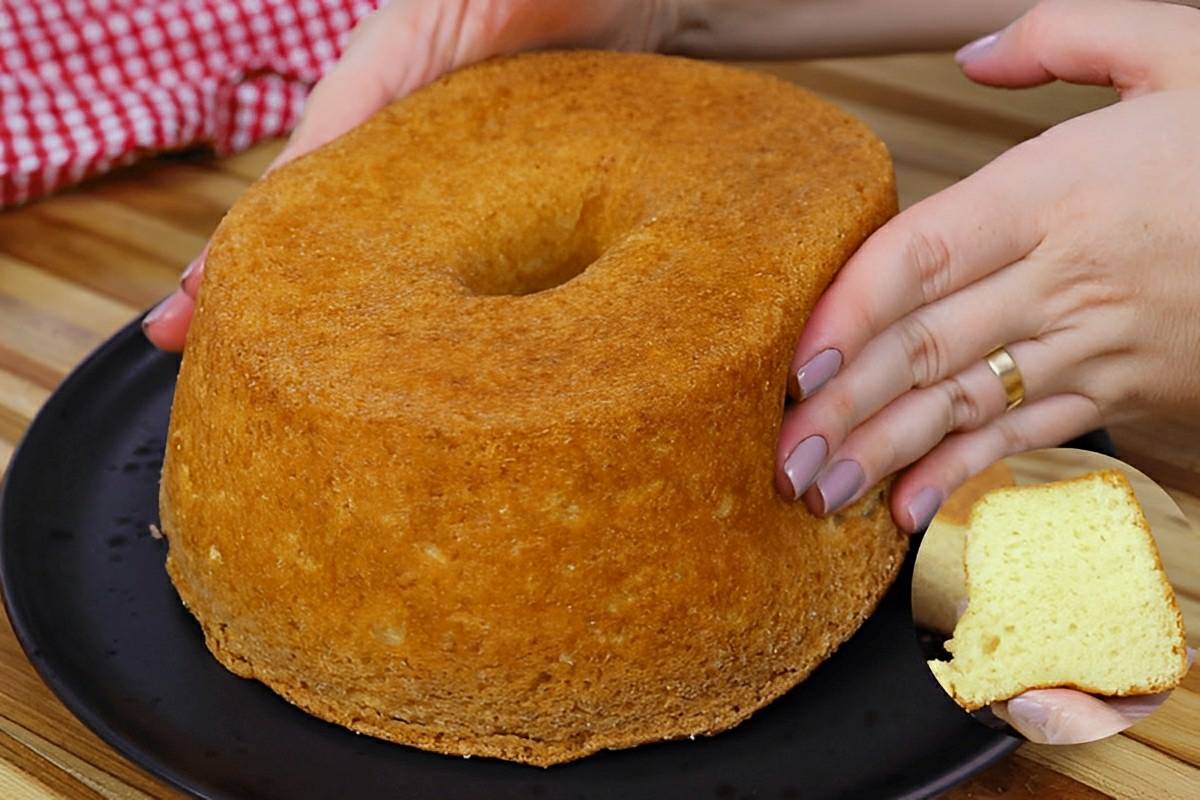 Esse é o ingrediente mágico que deixa esse bolo caseirinho tão macio e fofinho