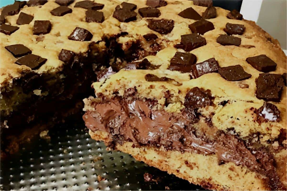 Bolo de cookie recheado a criançada vai amar essa novidade da confeitaria