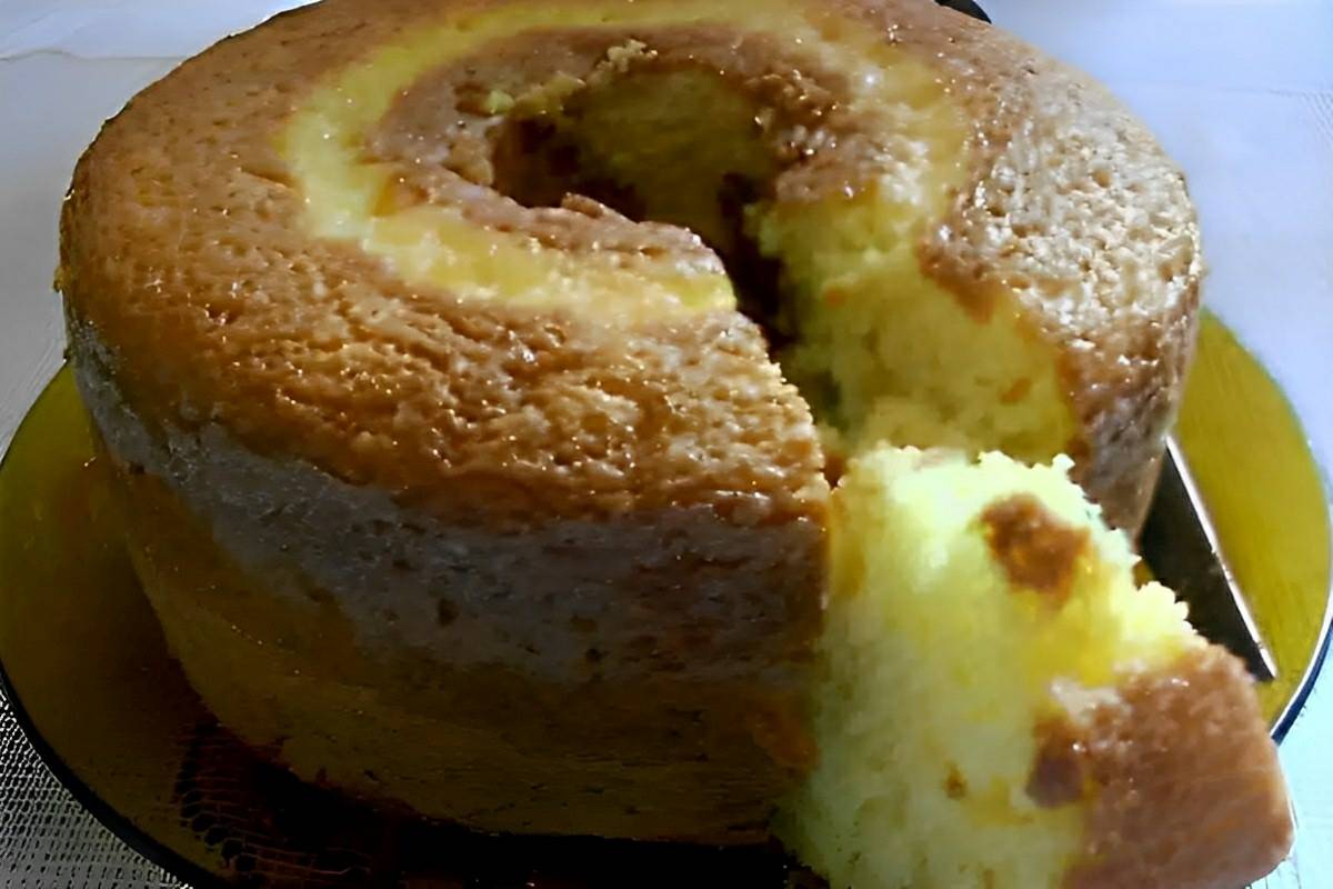 Bolo de fubá com laranja de liquidificador uma delícia para servir no lanche ou café