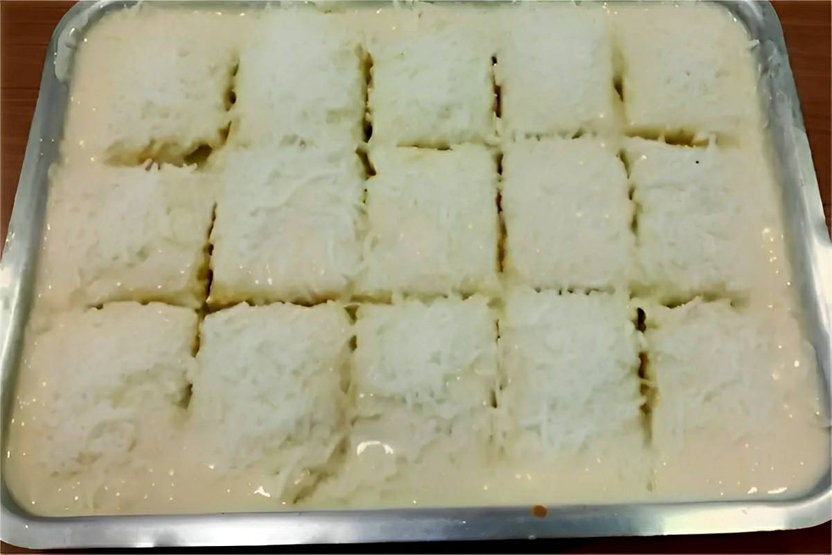 Bolo de leite de coco da vovó uma delícia simples e prática de preparar