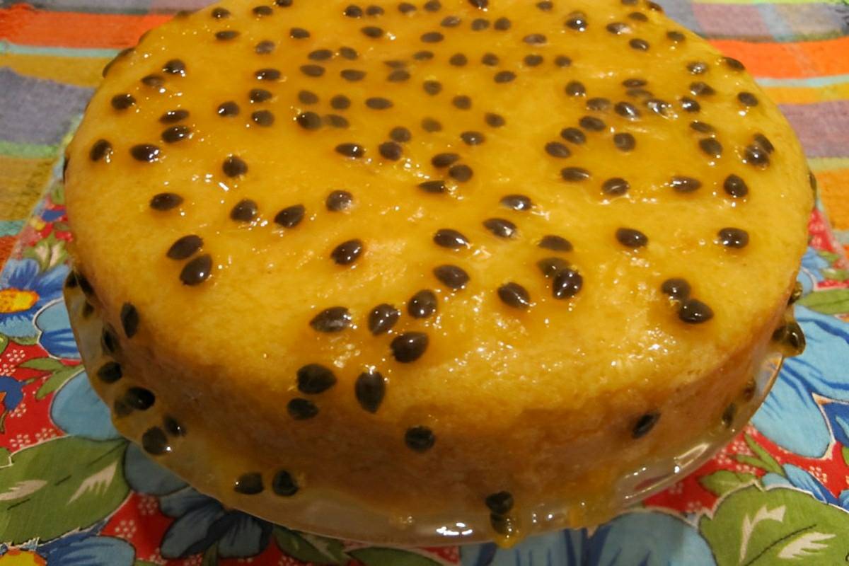 Bolo de maracujá sem ovos o ingrediente que susbstitui os ovos nessa receita vai te surpreender