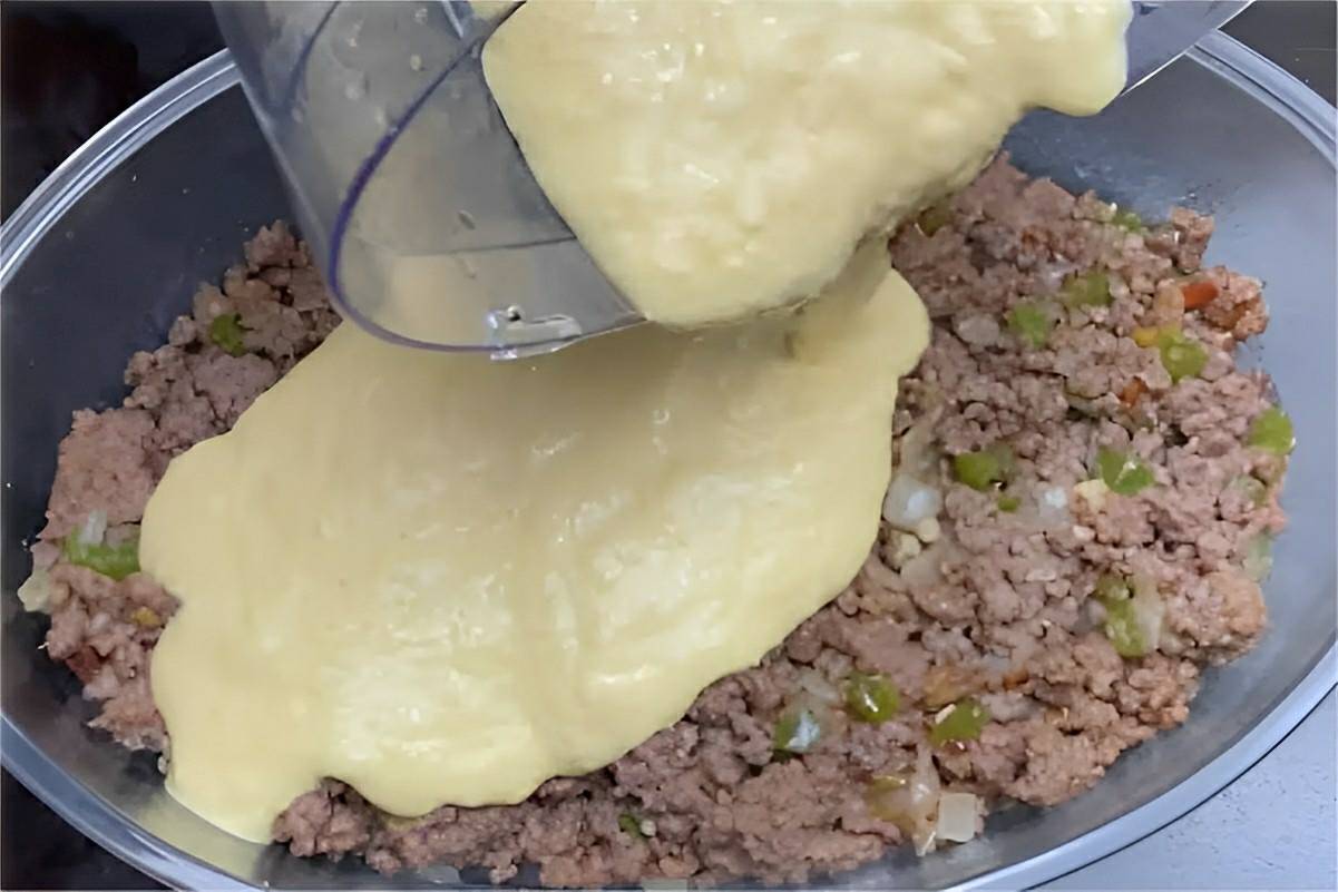 Agora eu só faço carne moída assim não dá trabalho e fica muito cremosa e saborosa