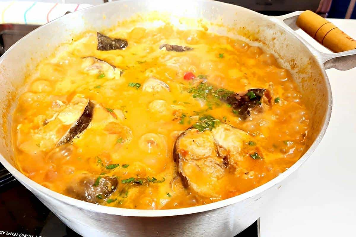 Moqueca de peixe fácil e deliciosa uma ótima opção para sua páscoa