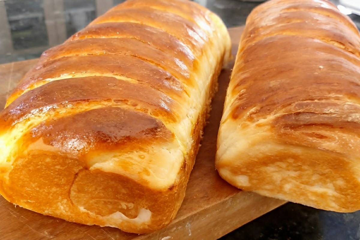 Pão de creme de leite um pão caseiro fácil macio e bem fofinho perfeito para o café ou lanche