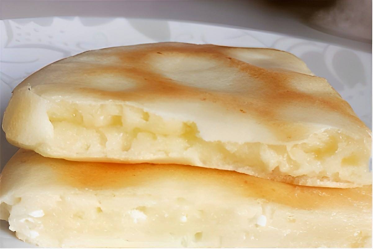 Pão de queijo com tapioca na frigideira uma delícia que fica pronta em alguns minutos