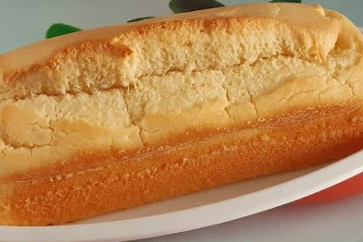 Substitui o pão francês por esse pão de tapioca rápido sem glúten sem farinha e que não precisa sovar