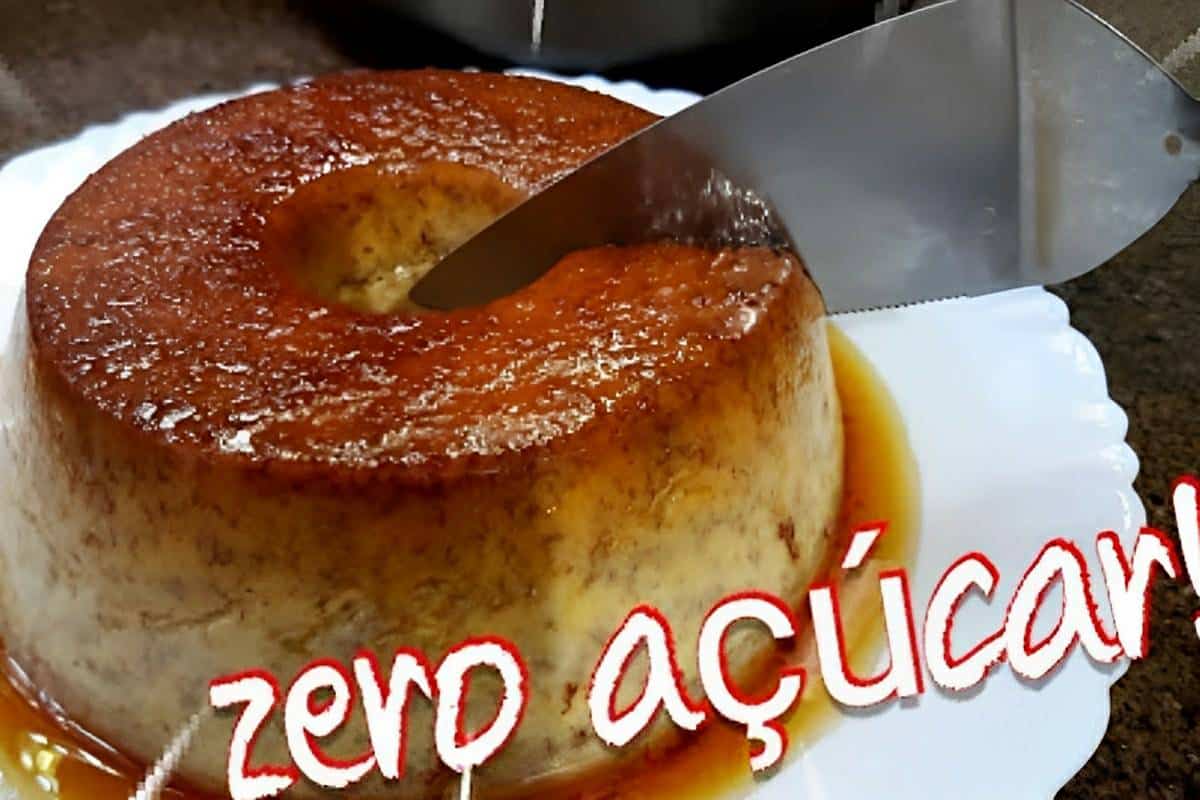 Pudim de banana com apenas 3 ingredientes e sem açúcar fica pronto em 15 minutos e é uma delícia