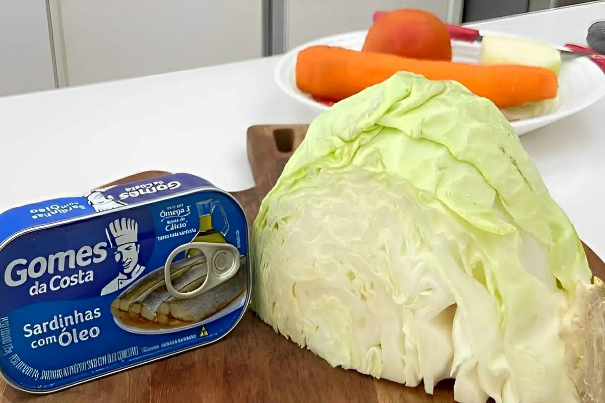 Depois que fiz repolho com sardinha na frigideira nunca mais quis saber de outra receita